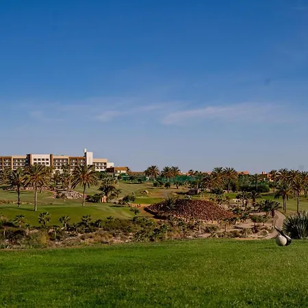 מלון Valle Del 4*