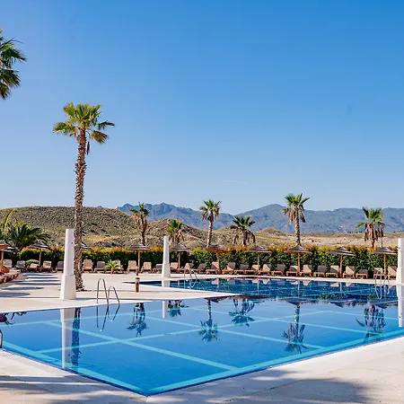 Valle Del Hotel 4*