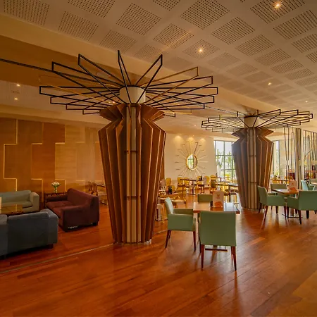 Valle Del Hotell 4*